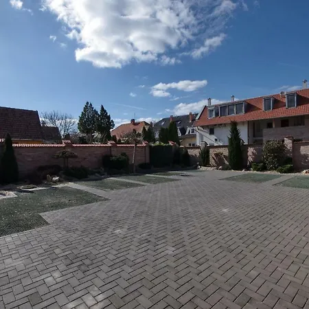 Pensiune Royal 3*